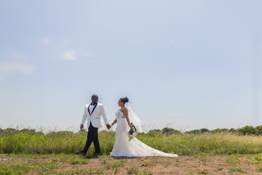 Wedding couple portrait in Texas