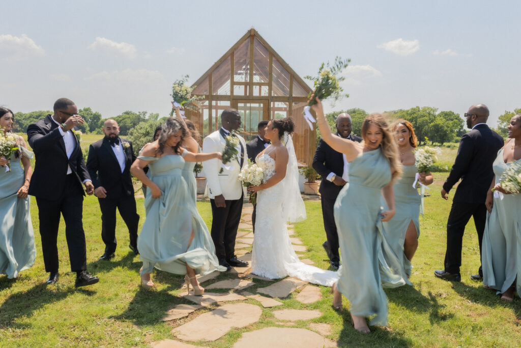 Couples & Weddings photograph 6