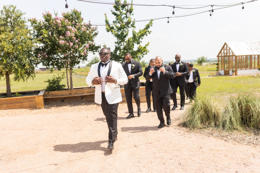 Couples & Weddings photograph 19